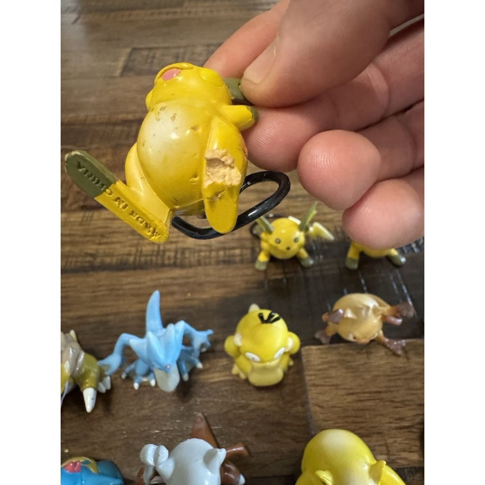 Pokemon Figure Lot TOMY 20pc Vintage 90s Ash, Misty, Raichu & More - Picture 7 of 14